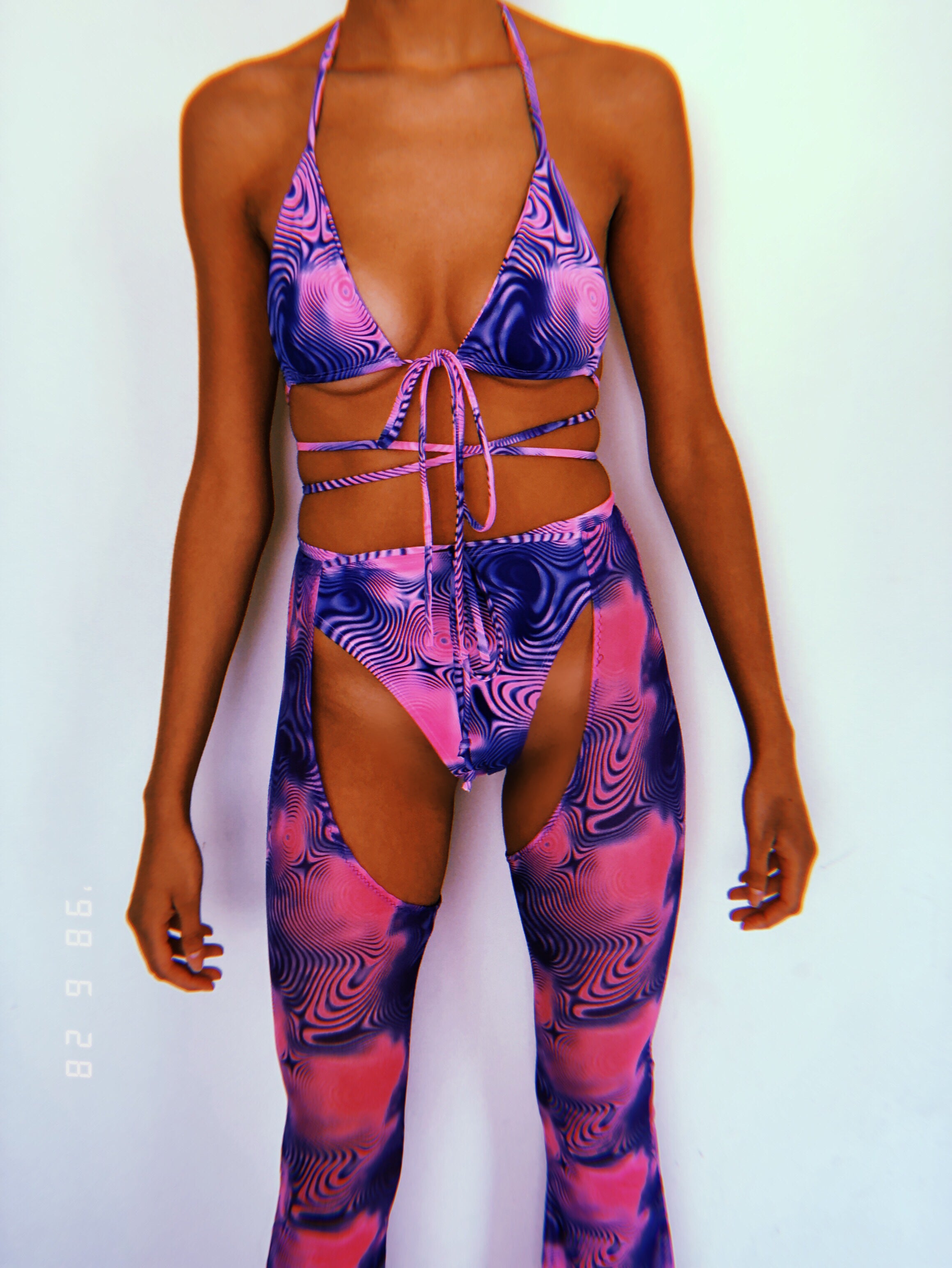 Swirl Mesh Long Chap Set