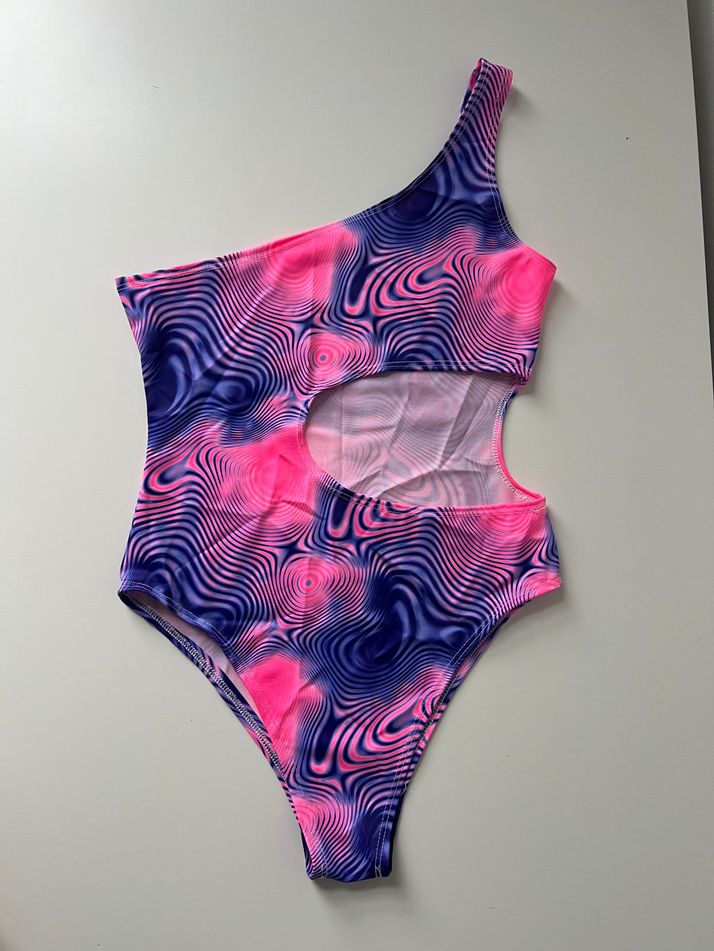 (78) - Size 8 - Swirl Cut Out Body Suit / Swim