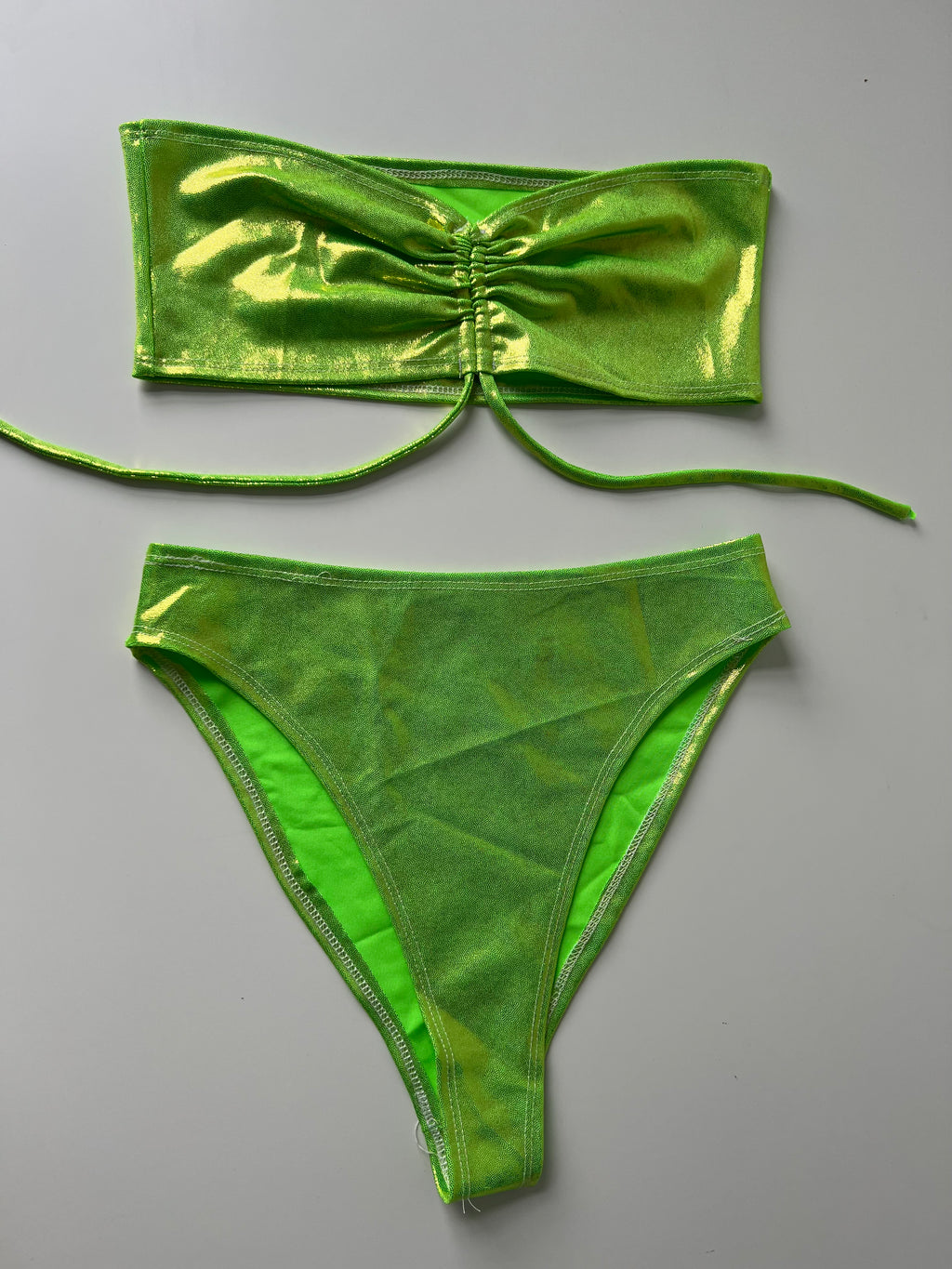 (26) Size 8- Green Ruched Bikini Set