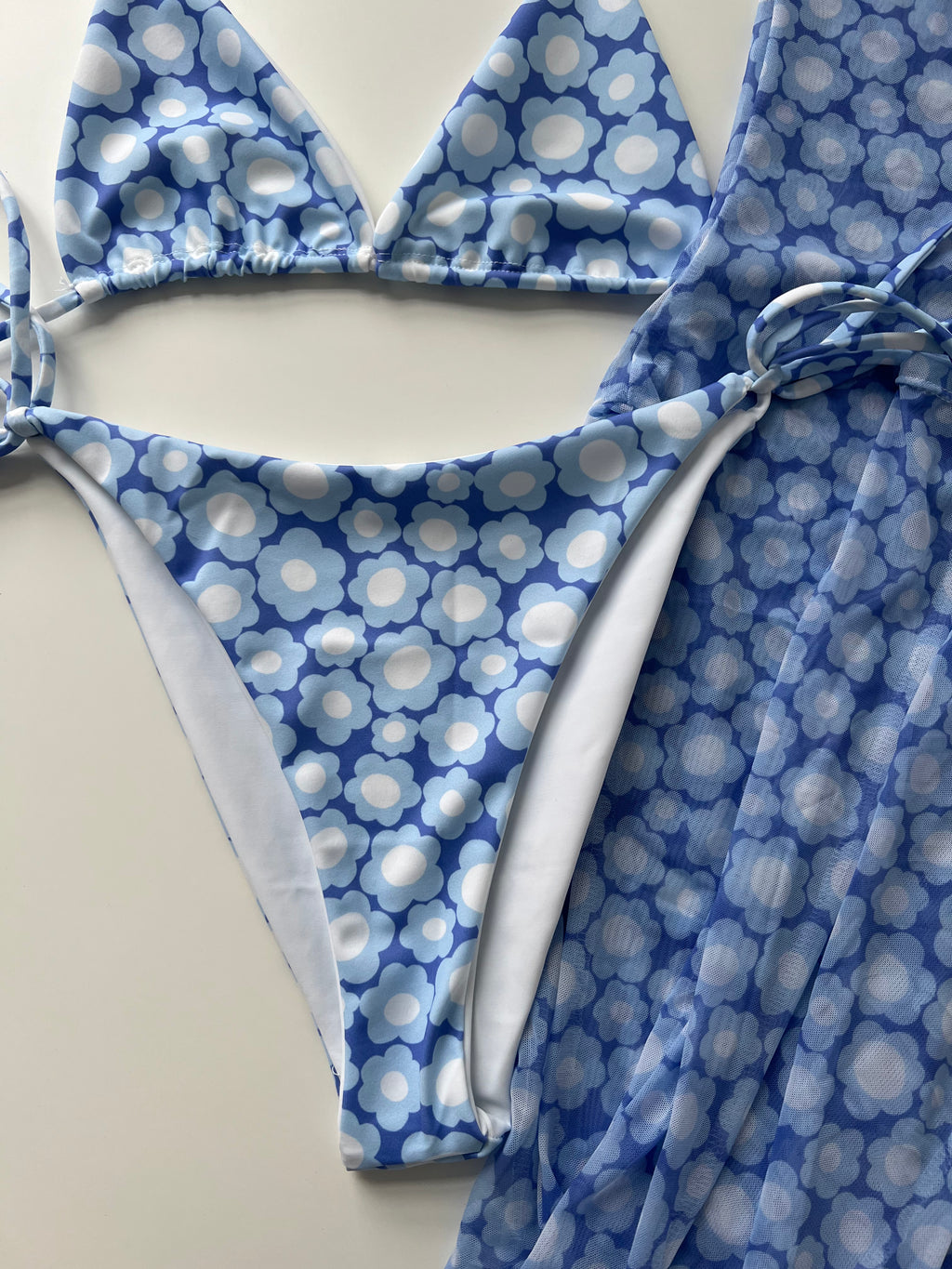 (40) - Size 8 - Blue Flower Power Set