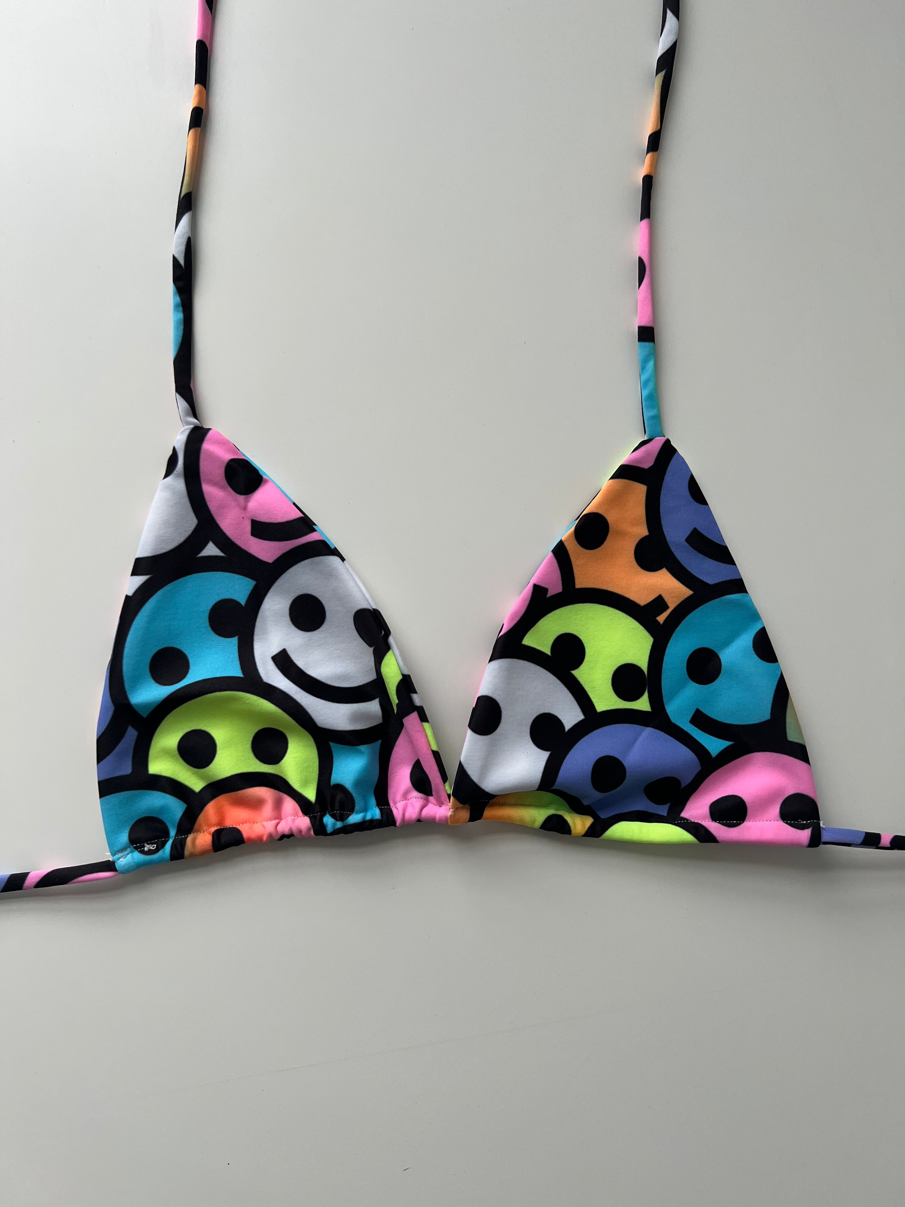 (36) Size 10 - Smiley Bikini Top