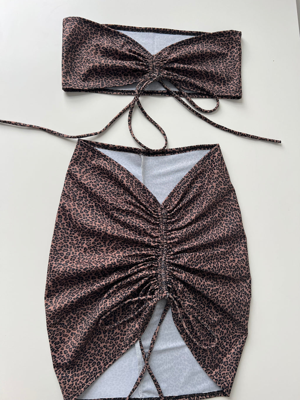 (15) Size 8 - Cheetah Ruched Set