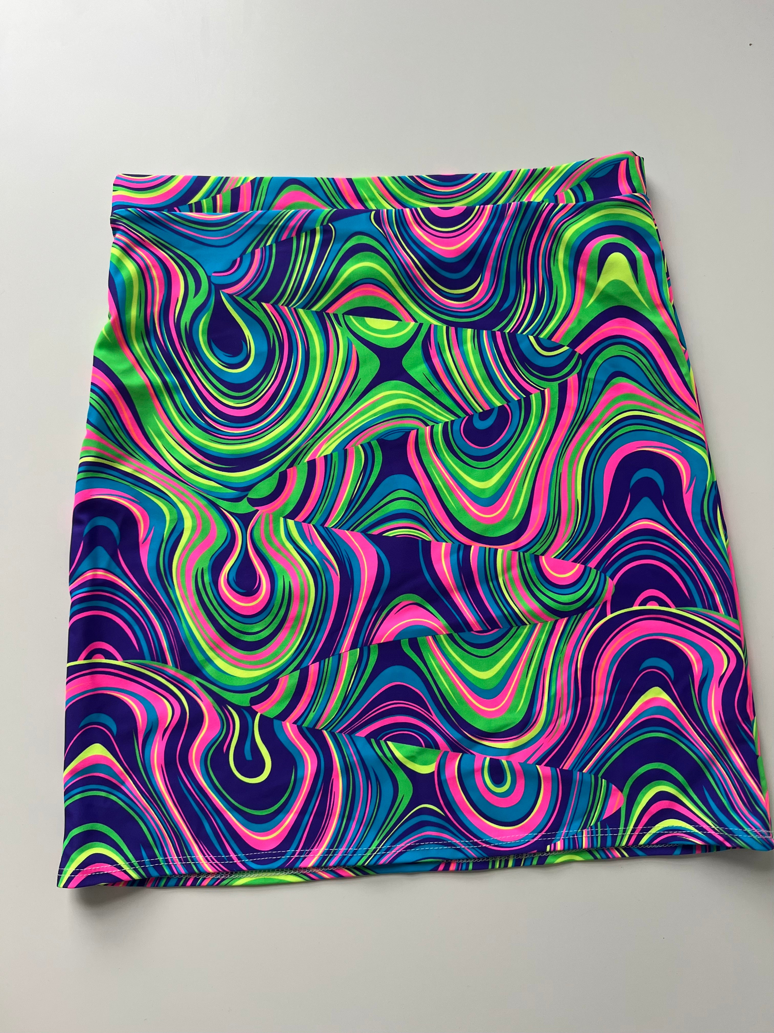 (47) - Size 8 - Kaleidoscope Skirt
