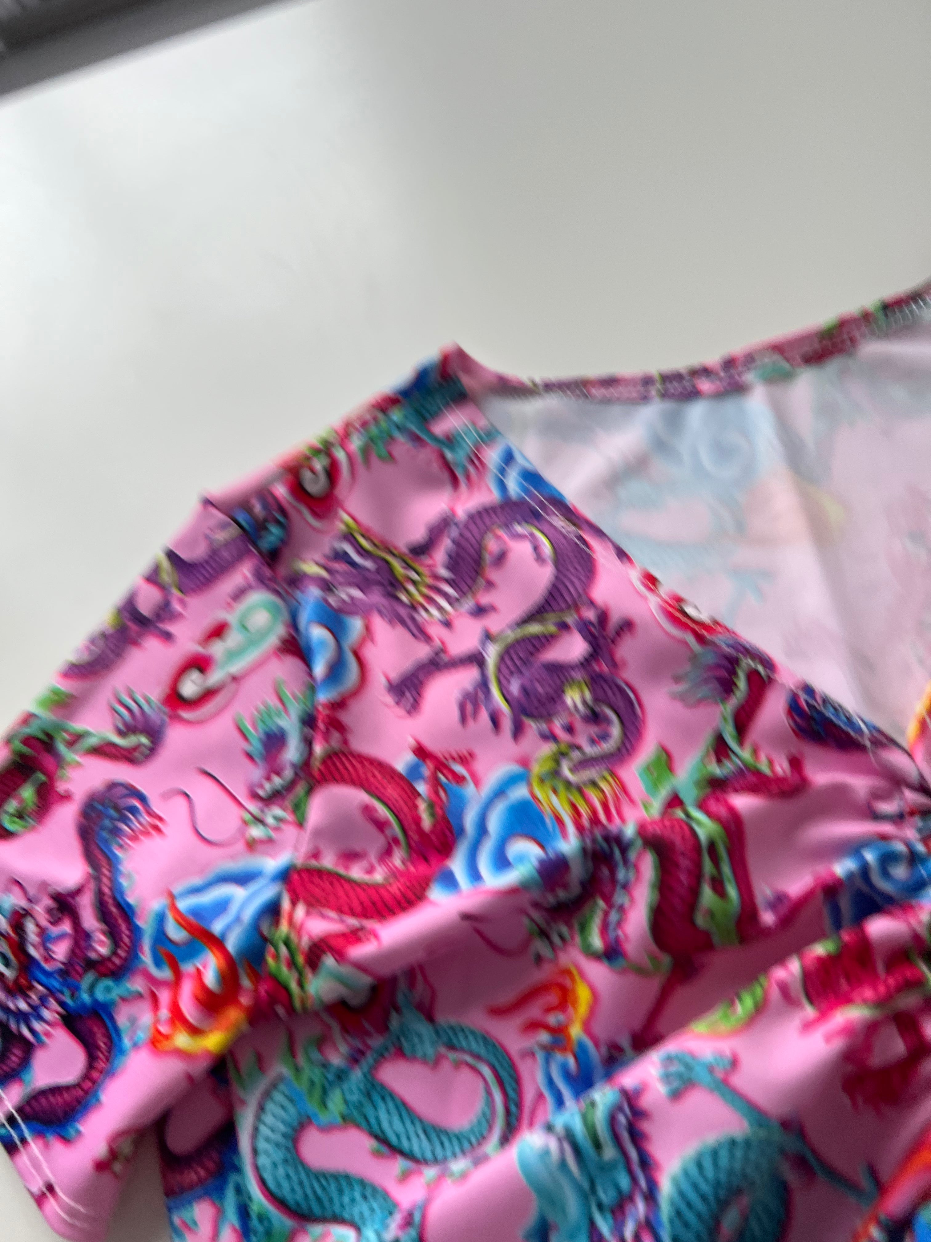 (28) Size 8 - Pink Dragon Ruched Top